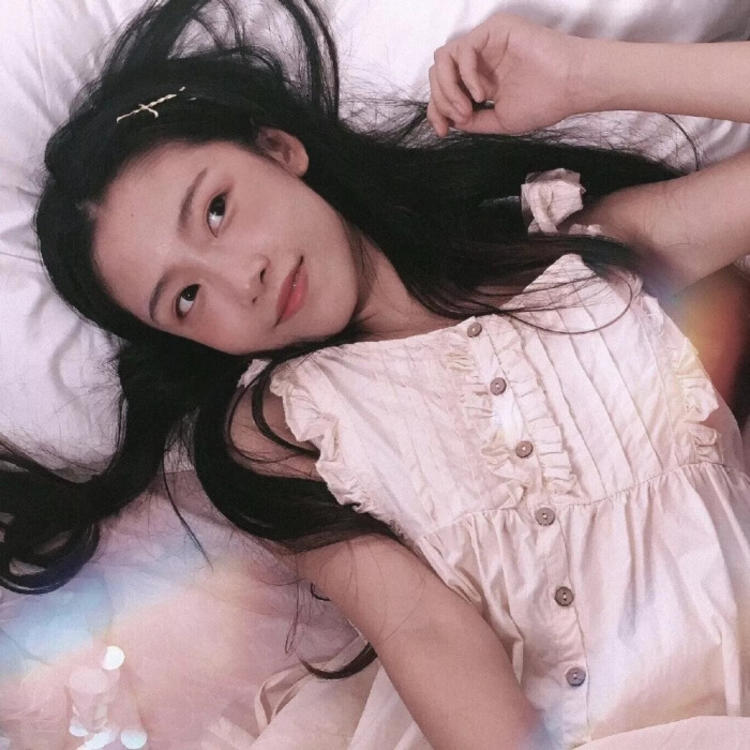 永野芽郁（饰 三条燕） - 爱情电影1080P在线观看 - 云端观看
